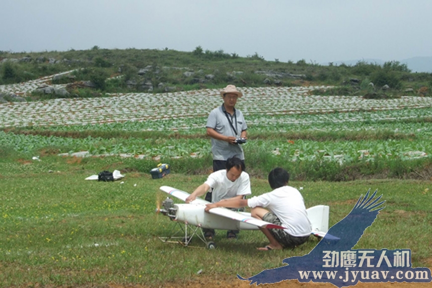 大白(bái)2载机+UP30飞控1.jpg